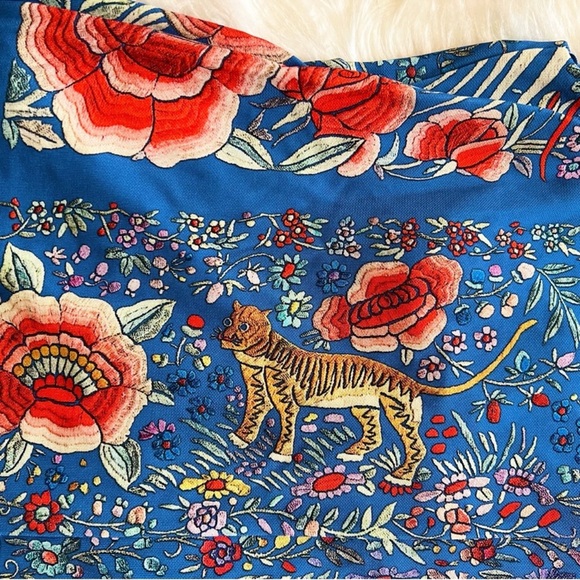 New! Rare ROBERTO CAVALLI Logo Tasseled Ruched Floral Tiger Print Crepe Top - Picture 12 of 16